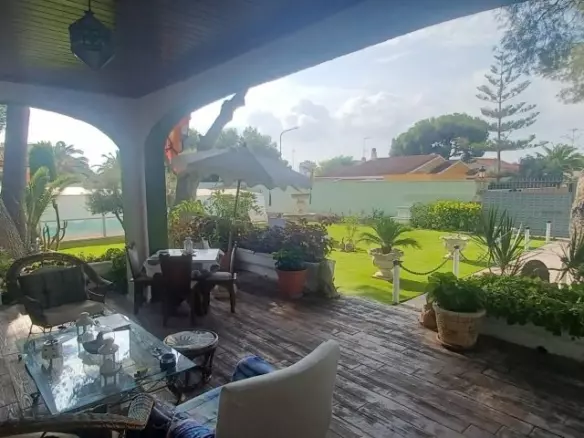3-bedroom Villa In Orihuela Costa, Spain (250 M²)