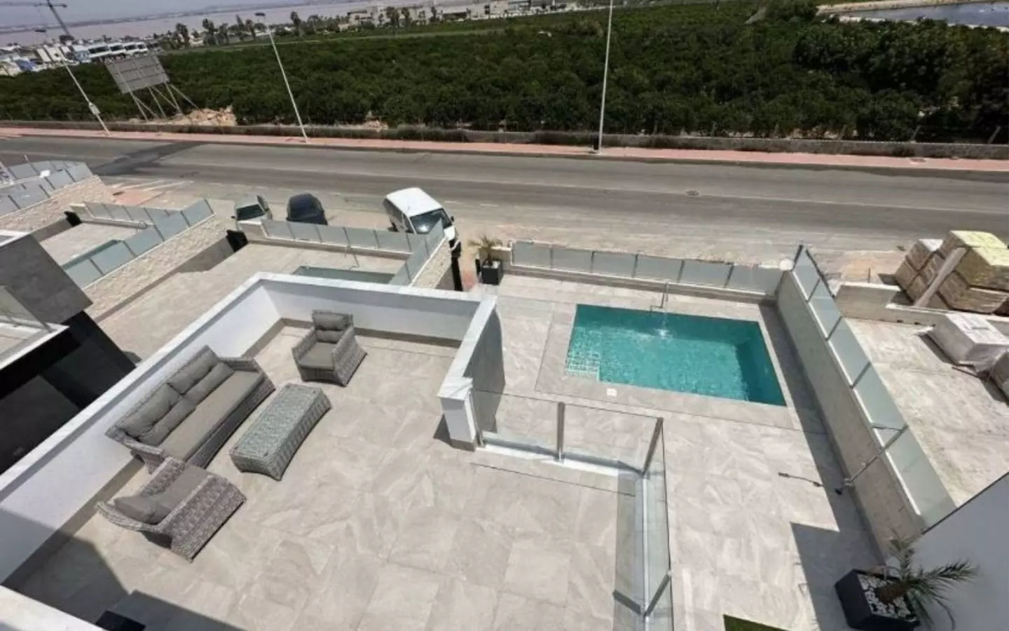 3-bedroom Villa In Torrevieja, Spain (197 M²)