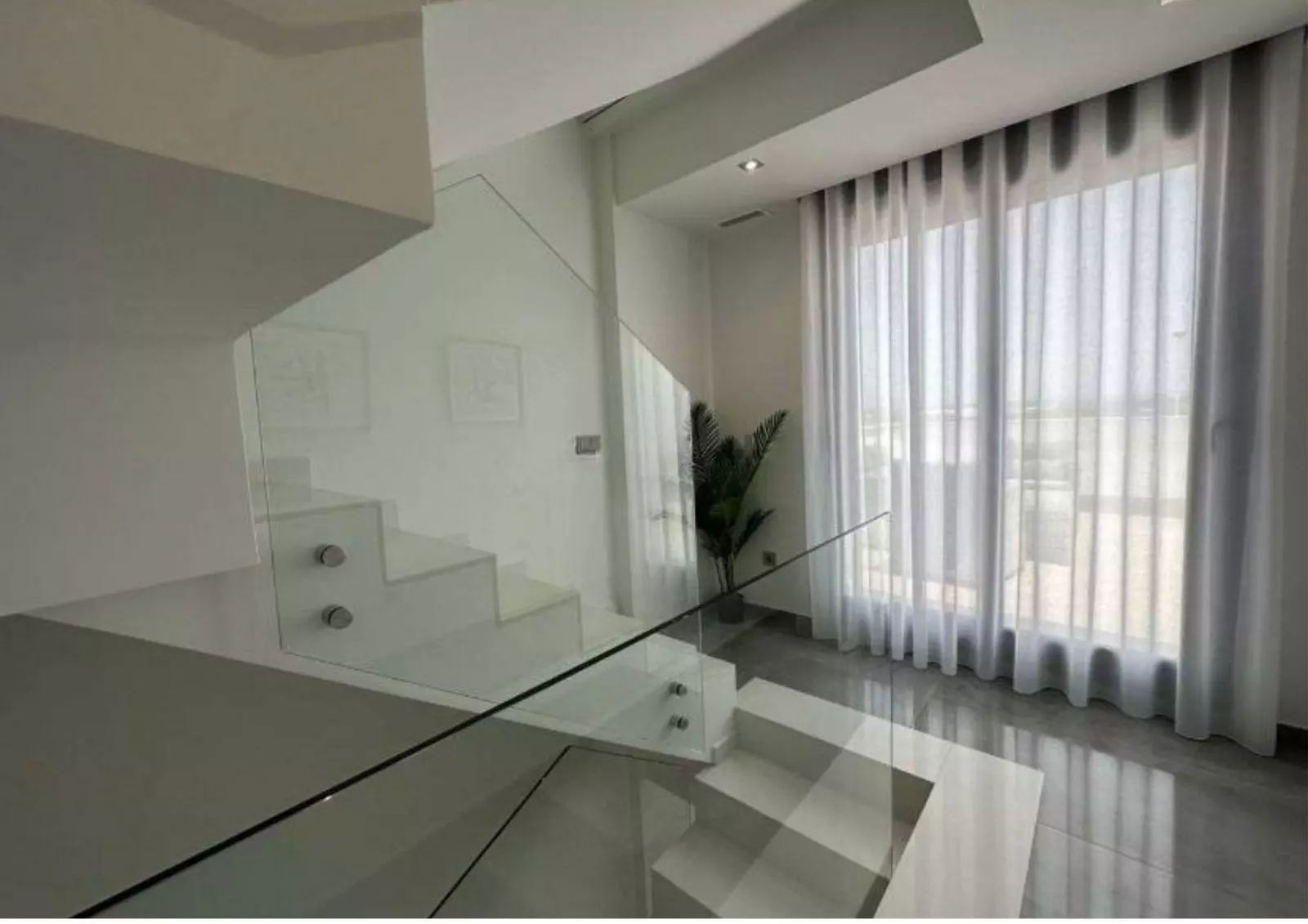3-bedroom Villa In Torrevieja, Spain (197 M²)
