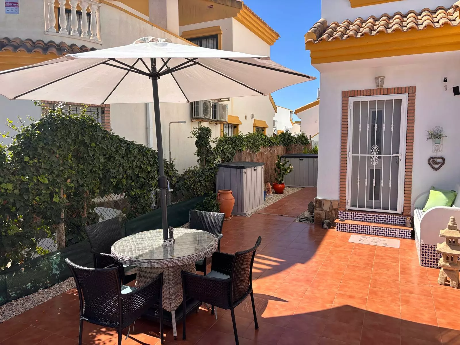BC419..WhatsApp_Image_2026-09-14_at_13.20.41__2_-9f6012 3-bedroom Villa In Guardamar Del Segura, Spain (108 M²)