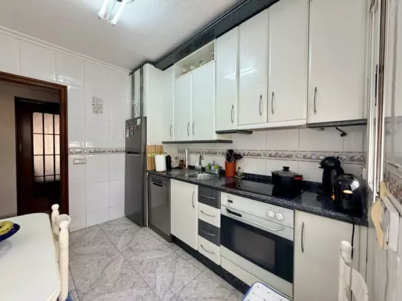 6-bedroom Apartment In Torrevieja, Spain (195 M²)