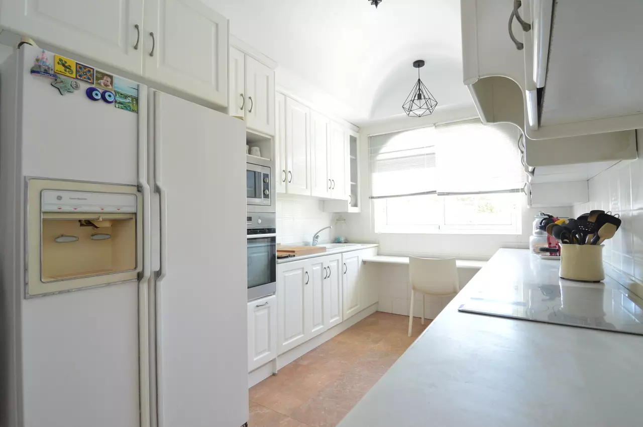 4-bedroom Villa In Torrevieja, Spain (520 M²)
