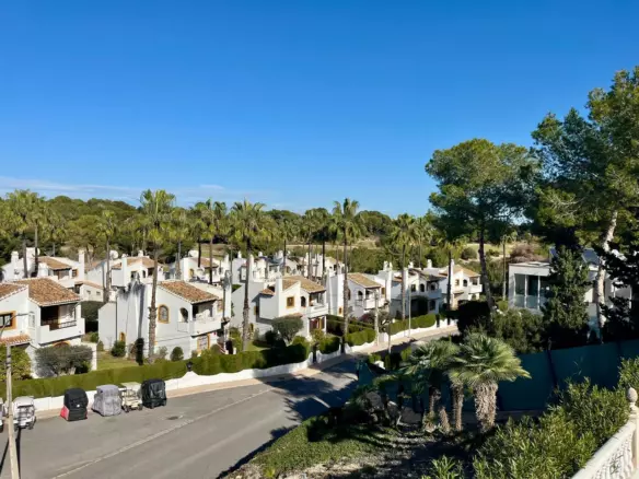 4-bedroom Villa In Villamartin, Spain (184 M²)