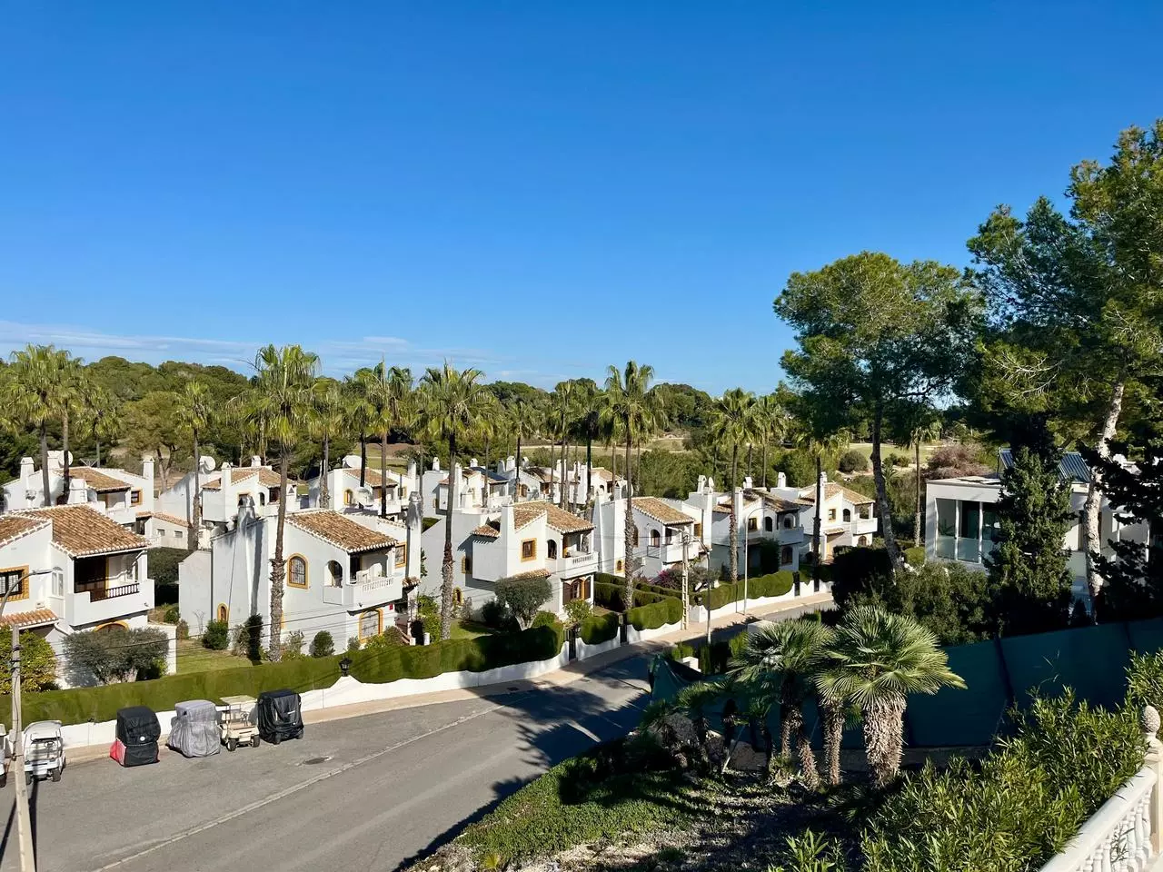 4-bedroom Villa In Villamartin, Spain (184 M²)