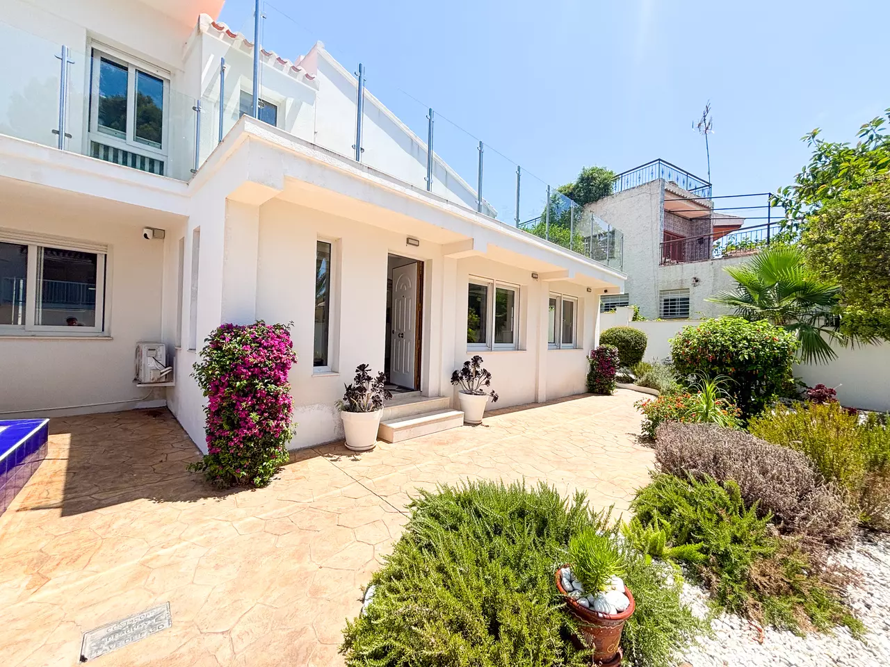 7-bedroom Villa In Pilar De La Horadada, Spain (512 M²)