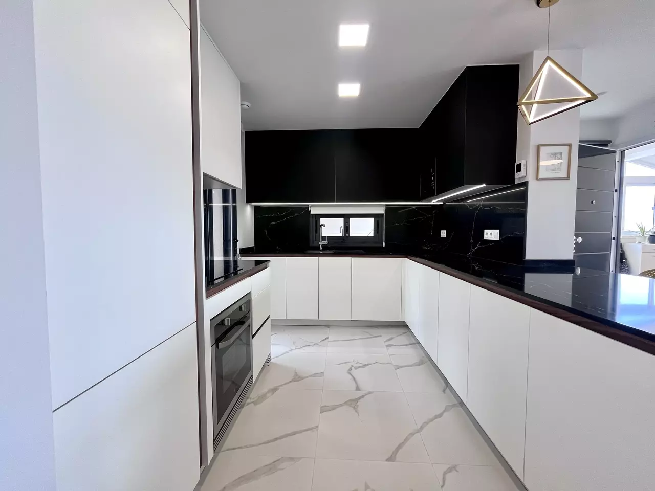 2-bedroom Apartment In San Miguel De Salinas, Spain (101 M²)
