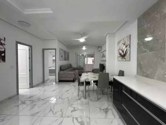2-bedroom Apartment In Torrevieja, Spain (82 M²)
