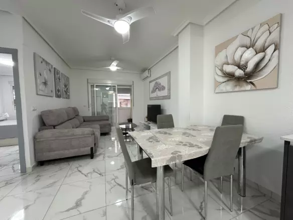 2-bedroom Apartment In Torrevieja, Spain (82 M²)