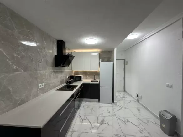 2-bedroom Apartment In Torrevieja, Spain (82 M²)