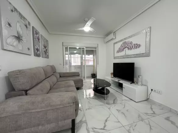 2-bedroom Apartment In Torrevieja, Spain (82 M²)