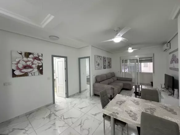 2-bedroom Apartment In Torrevieja, Spain (82 M²)