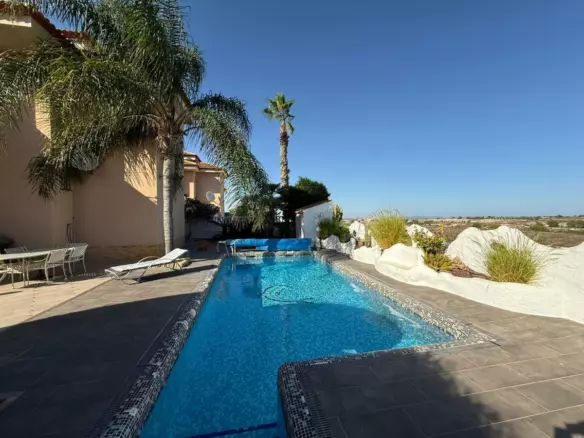 3-bedroom Villa In San Miguel De Salinas, Spain (170 M²)