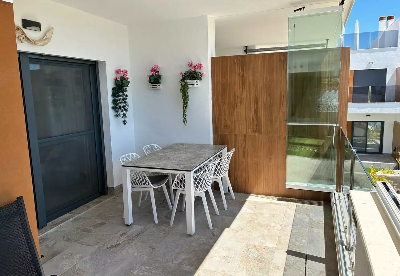 2-bedroom Apartment In Pilar De La Horadada, Spain (75 M²)