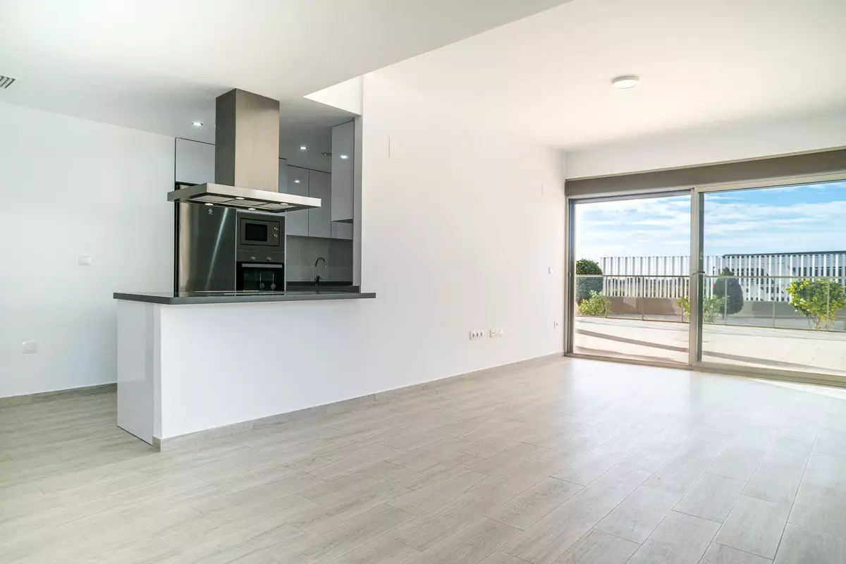 3-bedroom Apartment In Orihuela Costa, Spain (100 M²)