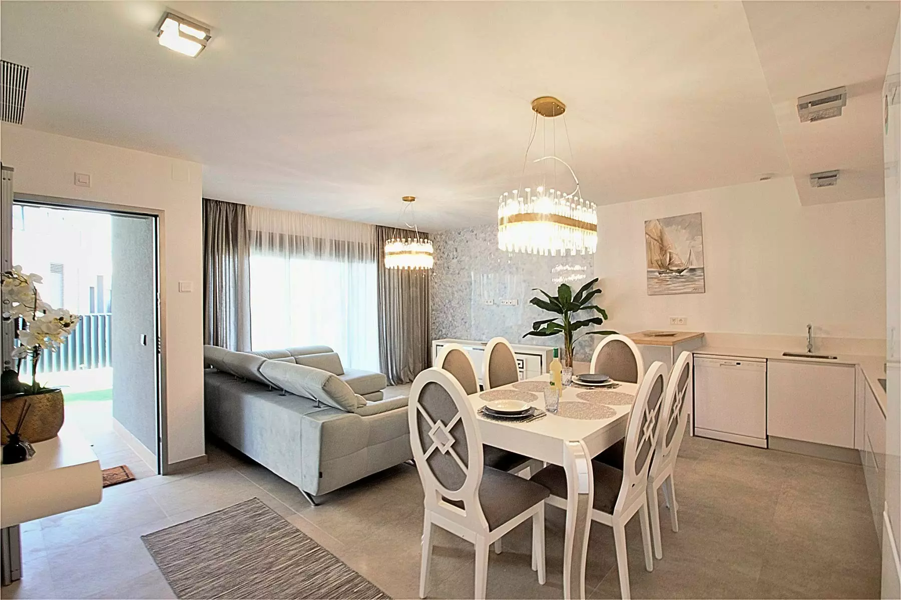 3-bedroom Apartment In Santa Pola, Spain (93 M²)