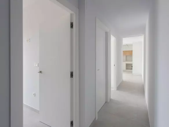2-bedroom Apartment In Torrevieja, Spain (86 M²)