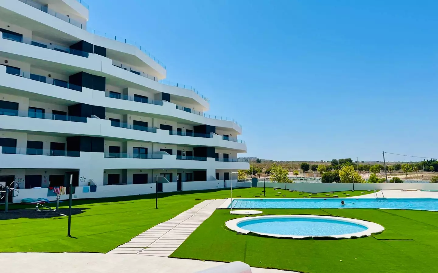 2-bedroom Property In San Miguel De Salinas, Spain (75 M²)
