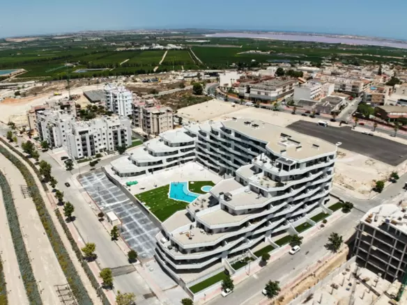 2-bedroom Property In San Miguel De Salinas, Spain (75 M²)