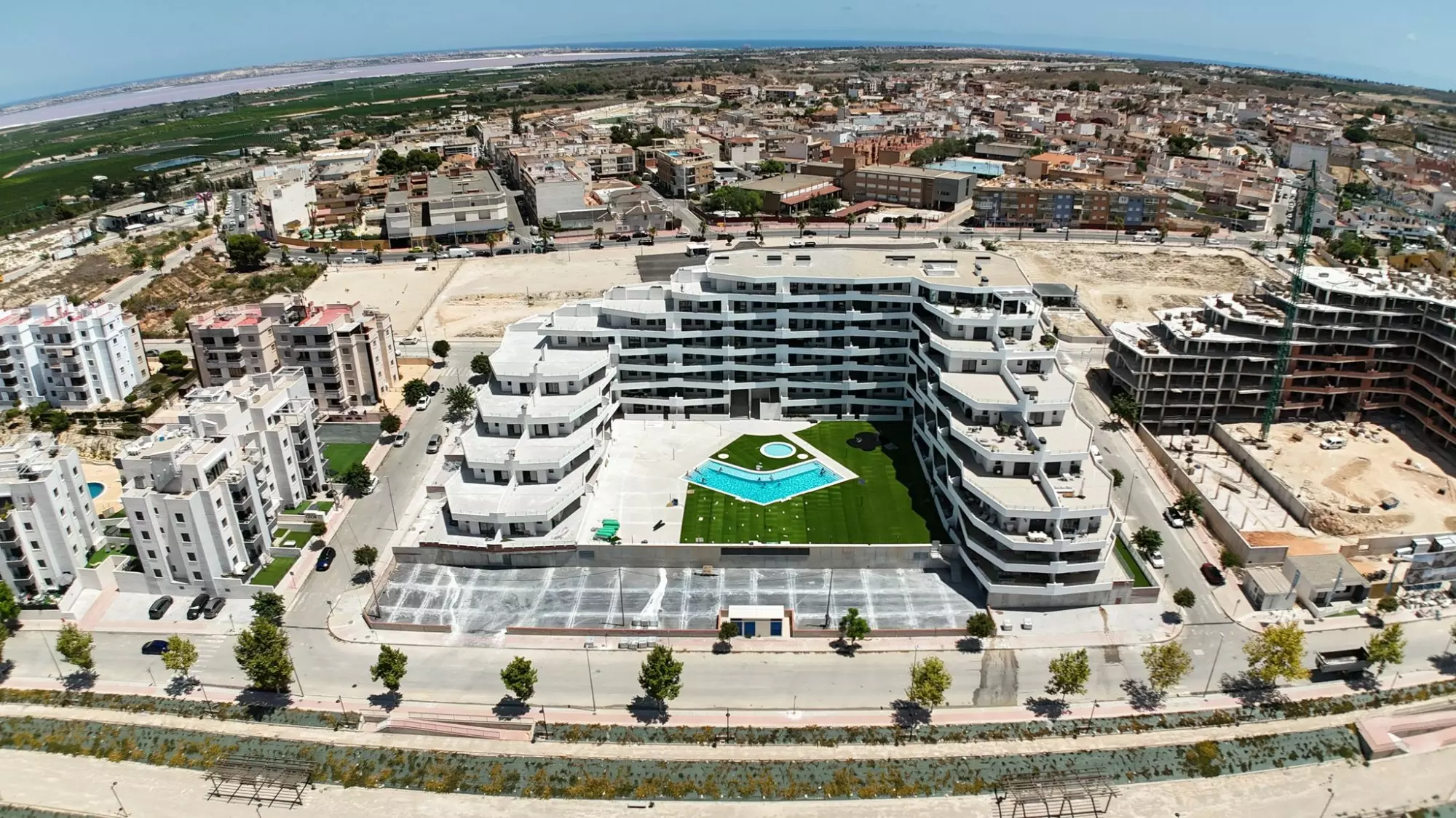 2-bedroom Property In San Miguel De Salinas, Spain (75 M²)