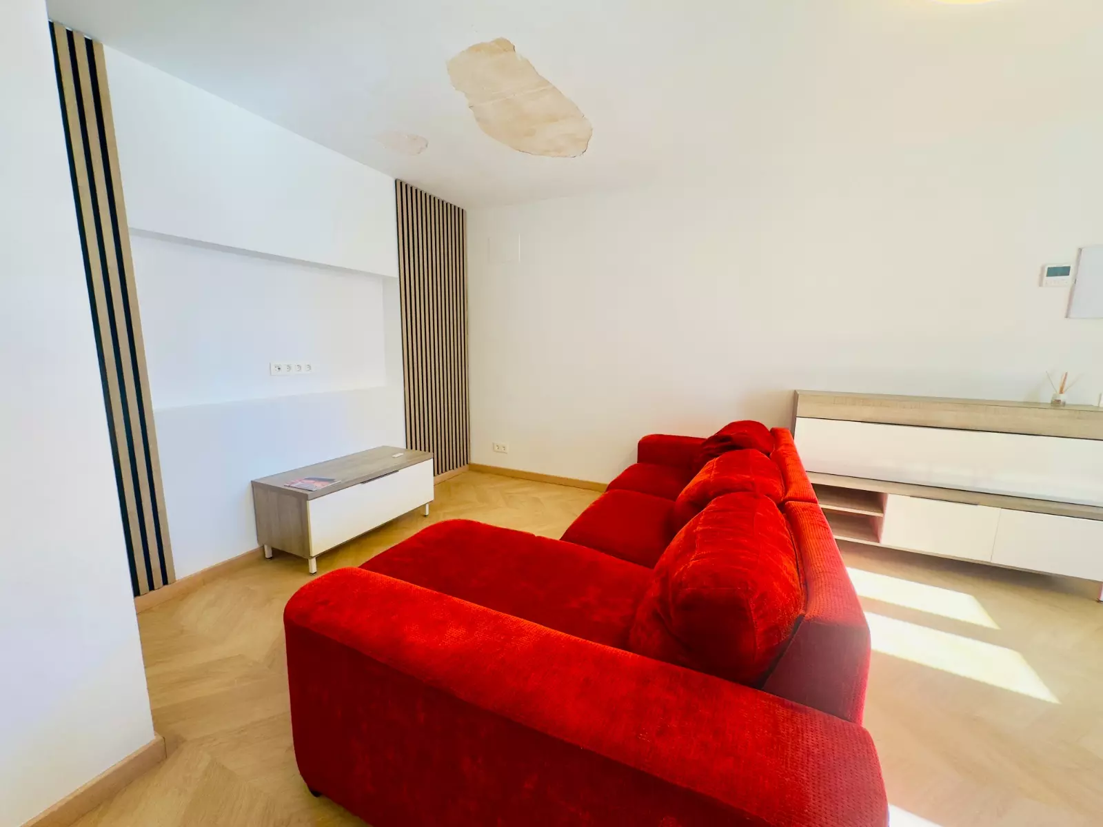 o_1j88bomal1lsn1uhah0n1f2e1h7a2f-58af73 3-bedroom Property In Torrevieja, Spain (105 M²)