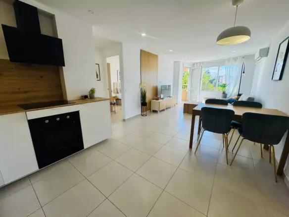 3-bedroom Property In Torrevieja, Spain (85 M²)