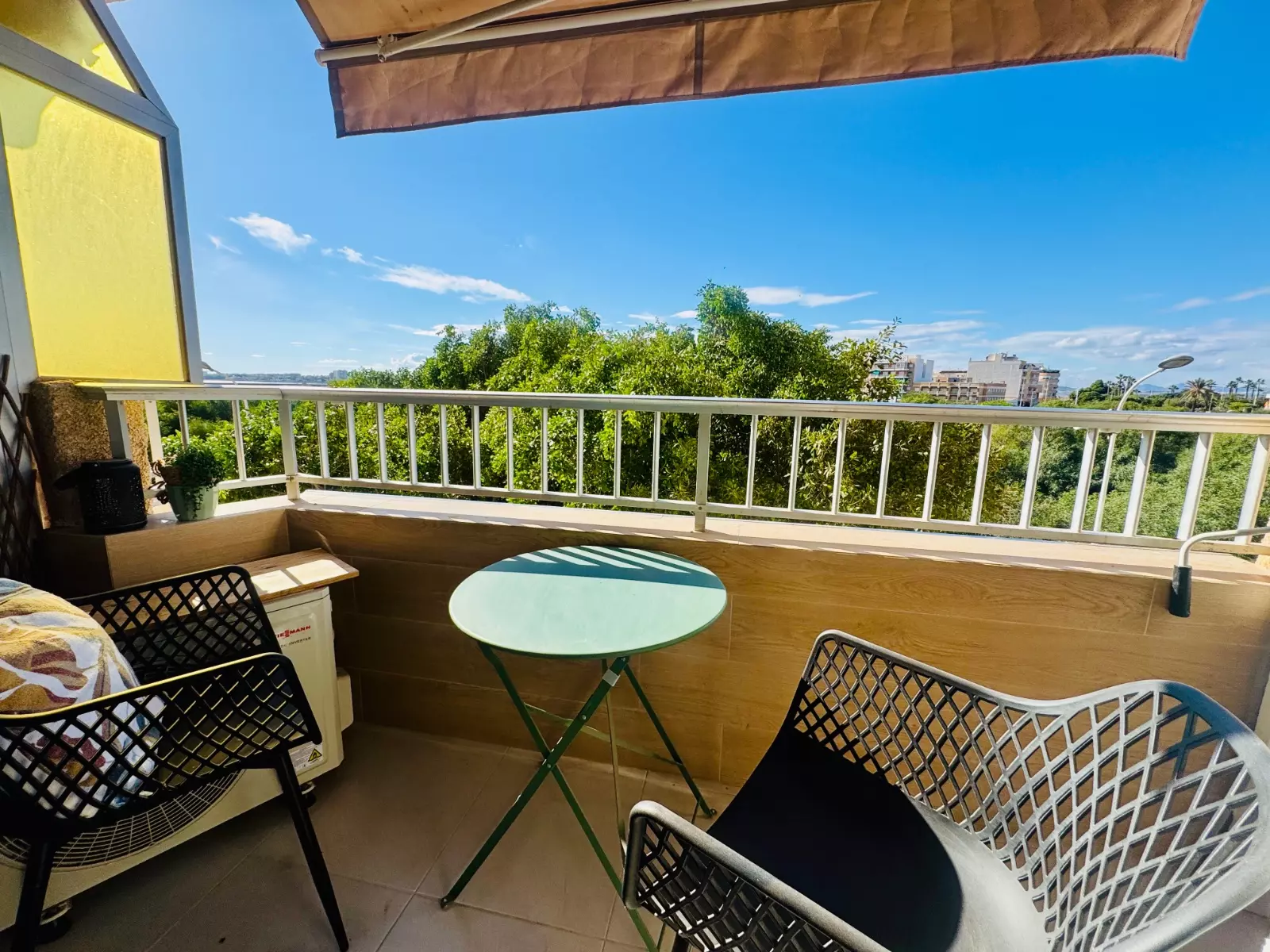 3-bedroom Property In Torrevieja, Spain (85 M²)
