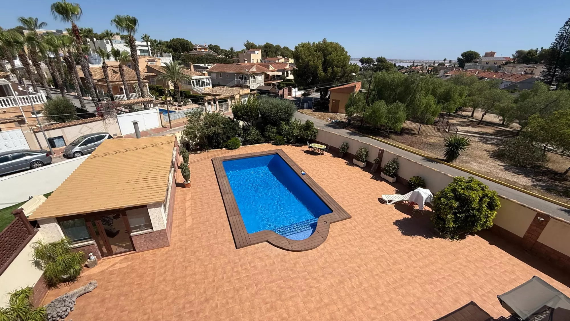 7-bedroom Villa In Torrevieja, Spain (311 M²)