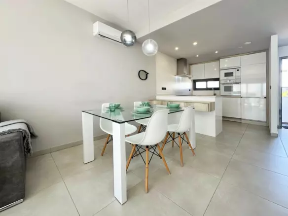 2-bedroom Apartment In Guardamar Del Segura, Spain (75 M²)