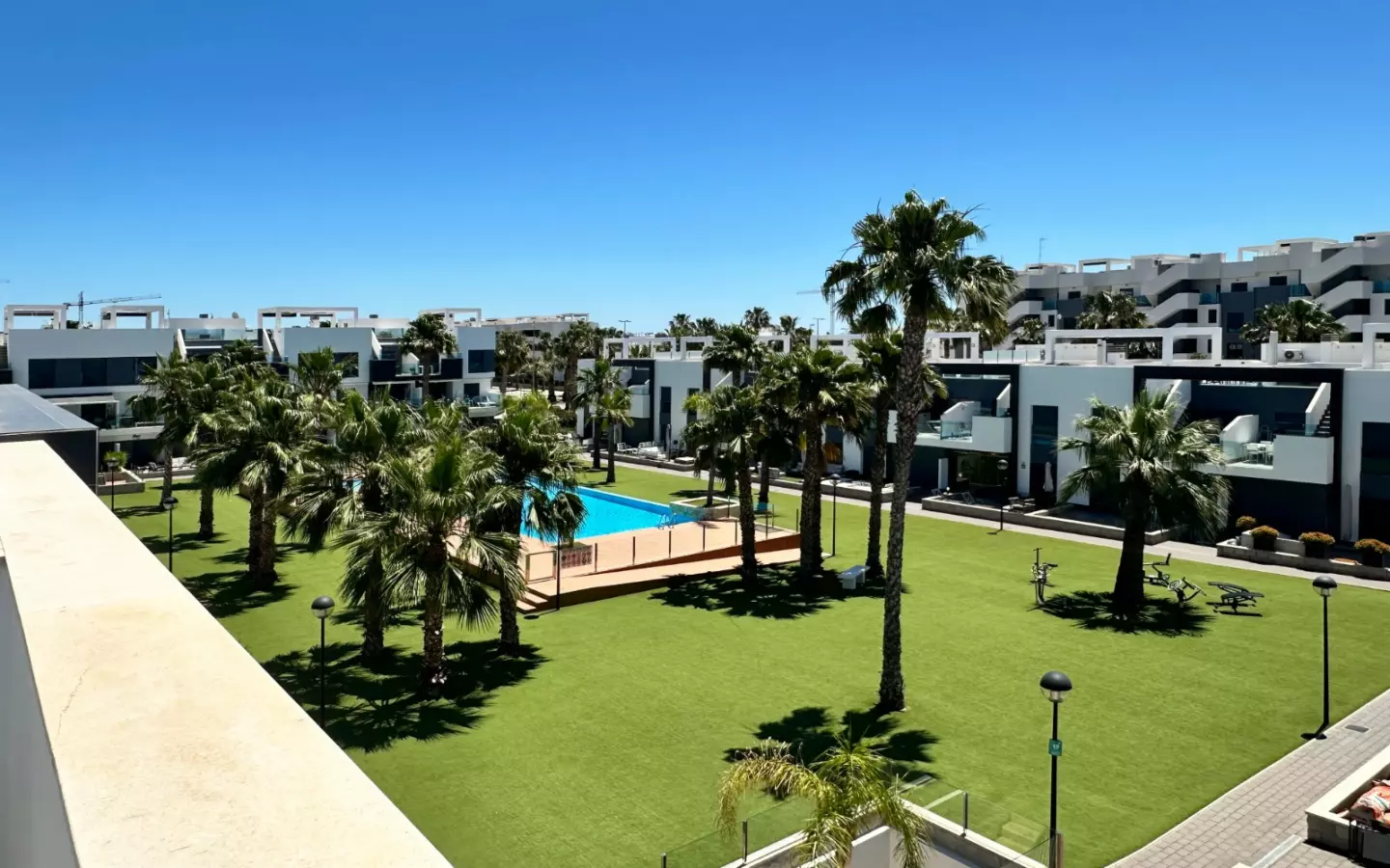 2-bedroom Apartment In Guardamar Del Segura, Spain (75 M²)