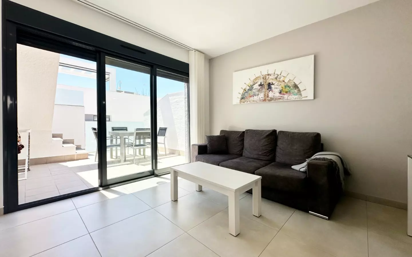 2-bedroom Apartment In Guardamar Del Segura, Spain (75 M²)