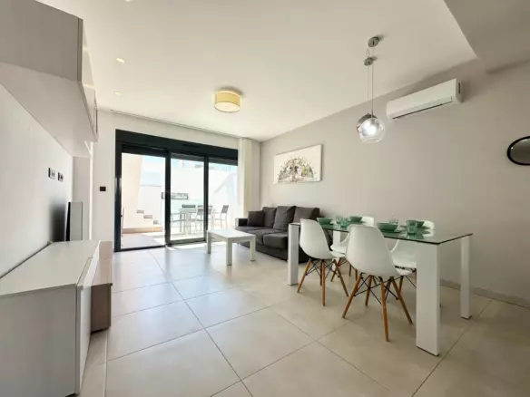 2-bedroom Apartment In Guardamar Del Segura, Spain (75 M²)