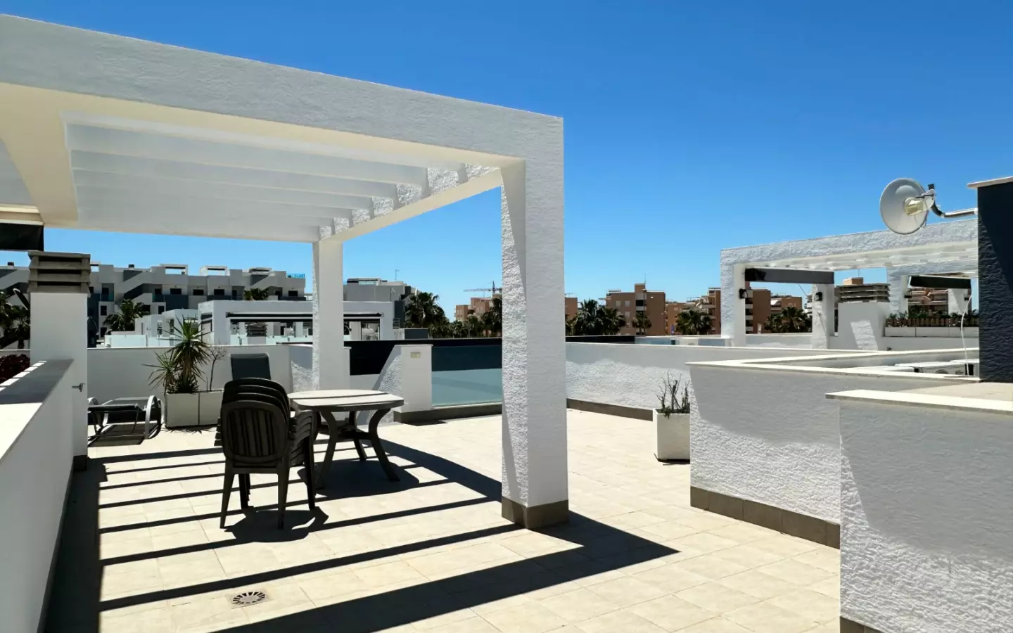 2-bedroom Apartment In Guardamar Del Segura, Spain (75 M²)