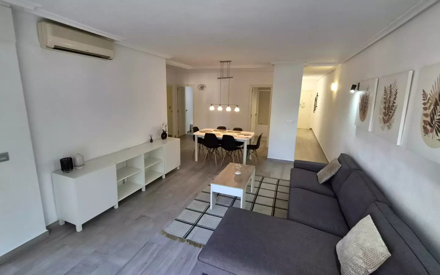 3-bedroom Apartment In Torrevieja, Spain (117 M²)
