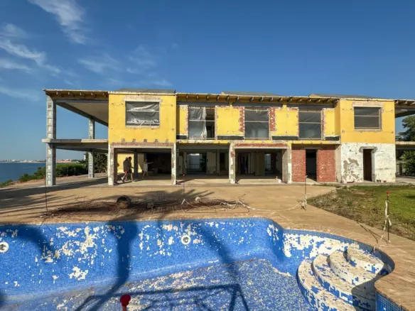 5-bedroom Villa In Cabo Roig, Spain (668 M²)
