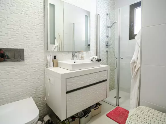2-bedroom Apartment In Guardamar Del Segura, Spain (70 M²)