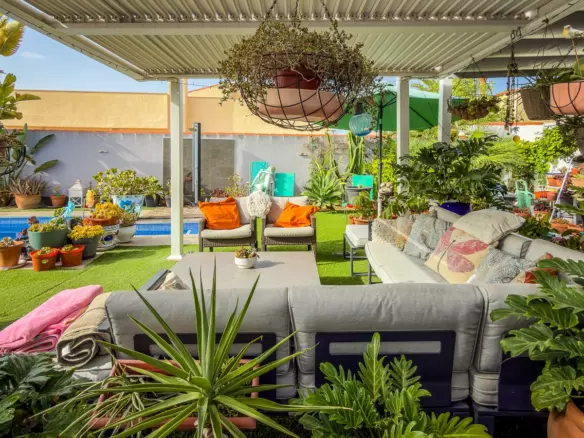 2-bedroom Villa In Torrevieja, Spain (130 M²)