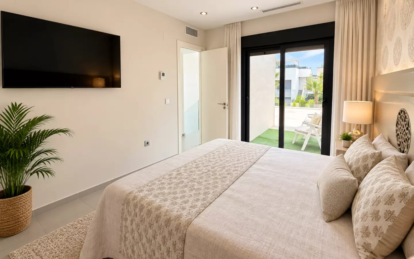 3-bedroom Villa In Ciudad Quesada, Spain (125 M²)