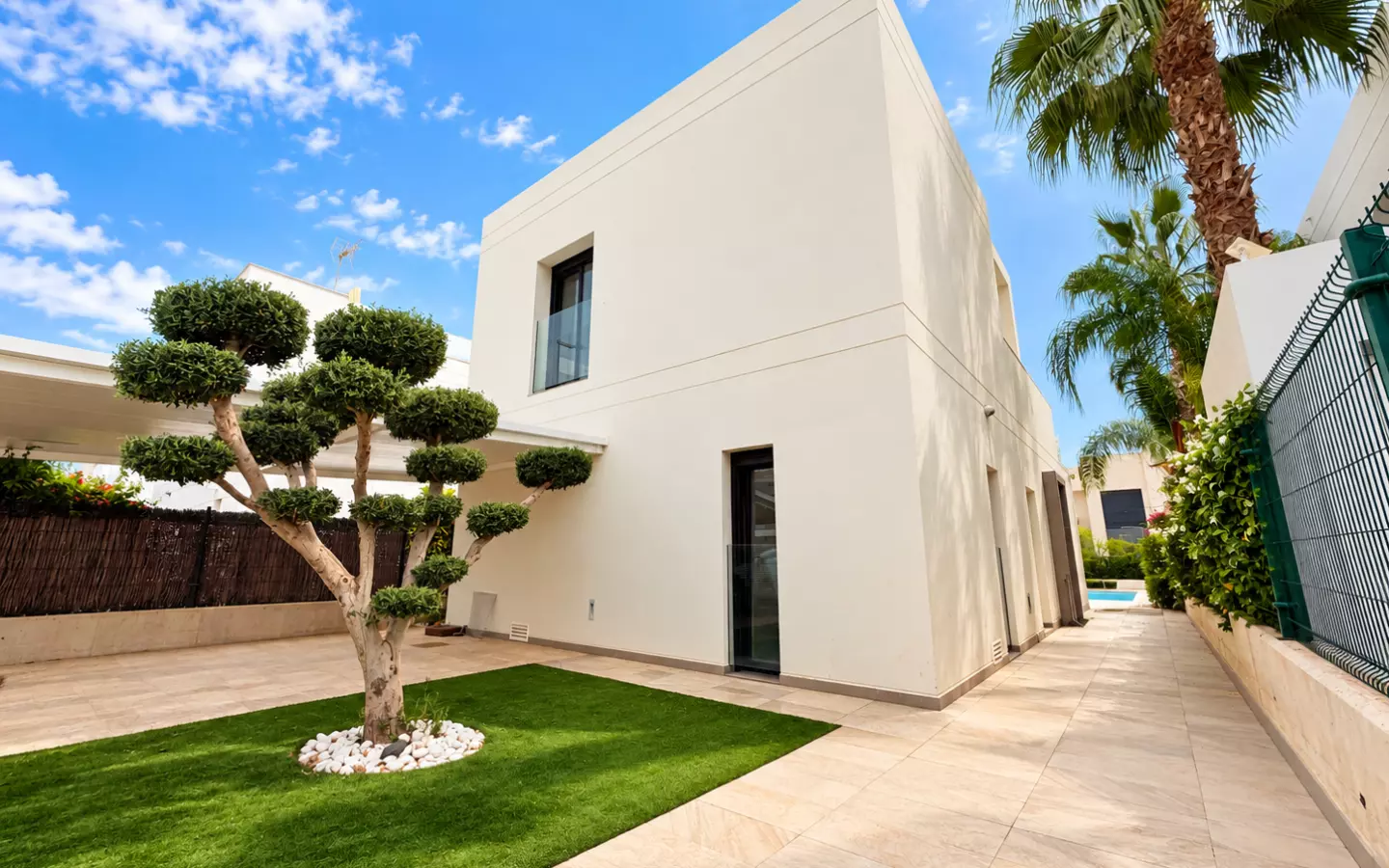 3-bedroom Villa In Ciudad Quesada, Spain (125 M²)