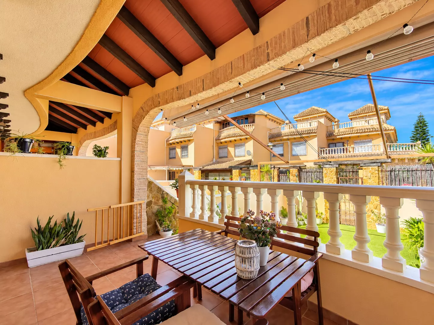 o_1k359q5q71sk81e354mo1612b7446-bf5fe5 4-bedroom Town House In Guardamar Del Segura, Spain (108 M²)