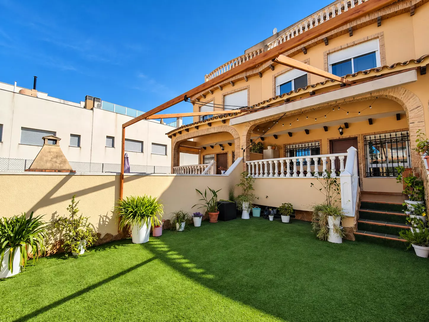 o_1k359q5q81oup5r91n4fe9sgoj4c-5f33d0 4-bedroom Town House In Guardamar Del Segura, Spain (108 M²)