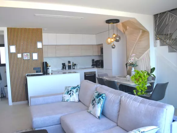3-bedroom Apartment In Guardamar Del Segura, Spain (93 M²)