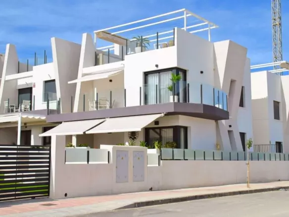 2-bedroom Property In San Miguel De Salinas, Spain (70 M²)