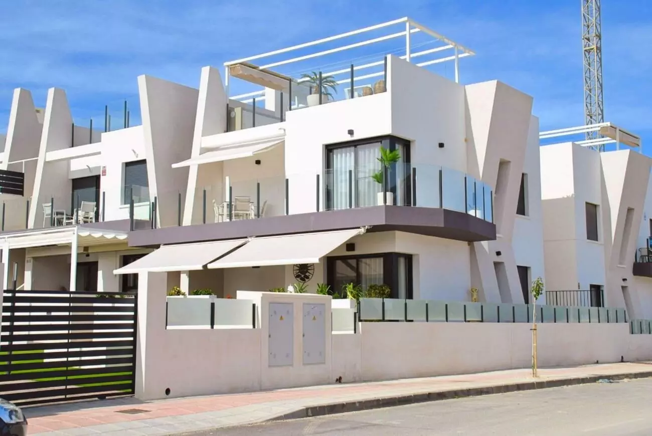 2-bedroom Property In San Miguel De Salinas, Spain (70 M²)