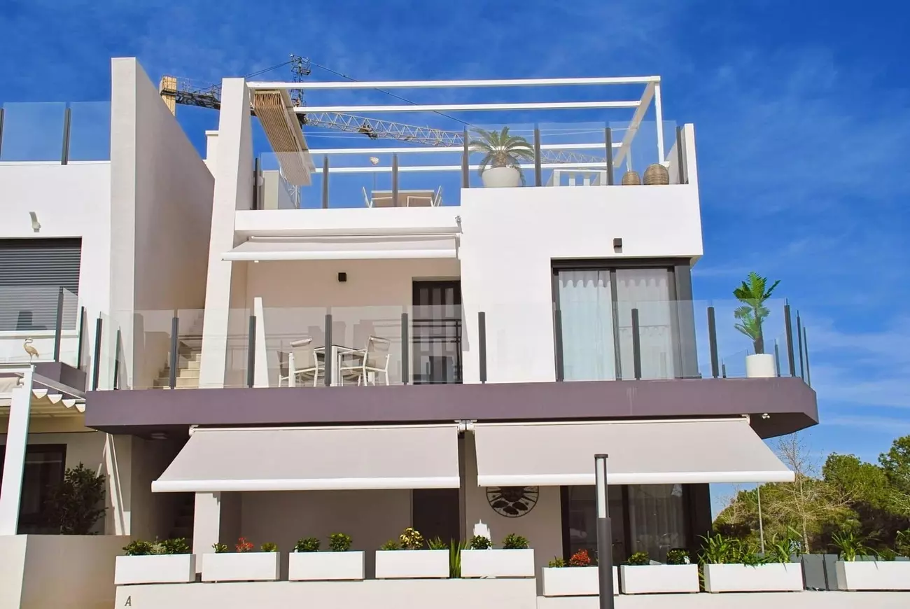 2-bedroom Property In San Miguel De Salinas, Spain (70 M²)