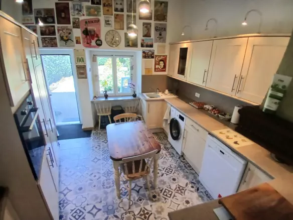5-bedroom House In Busserolles, France (191 M²)