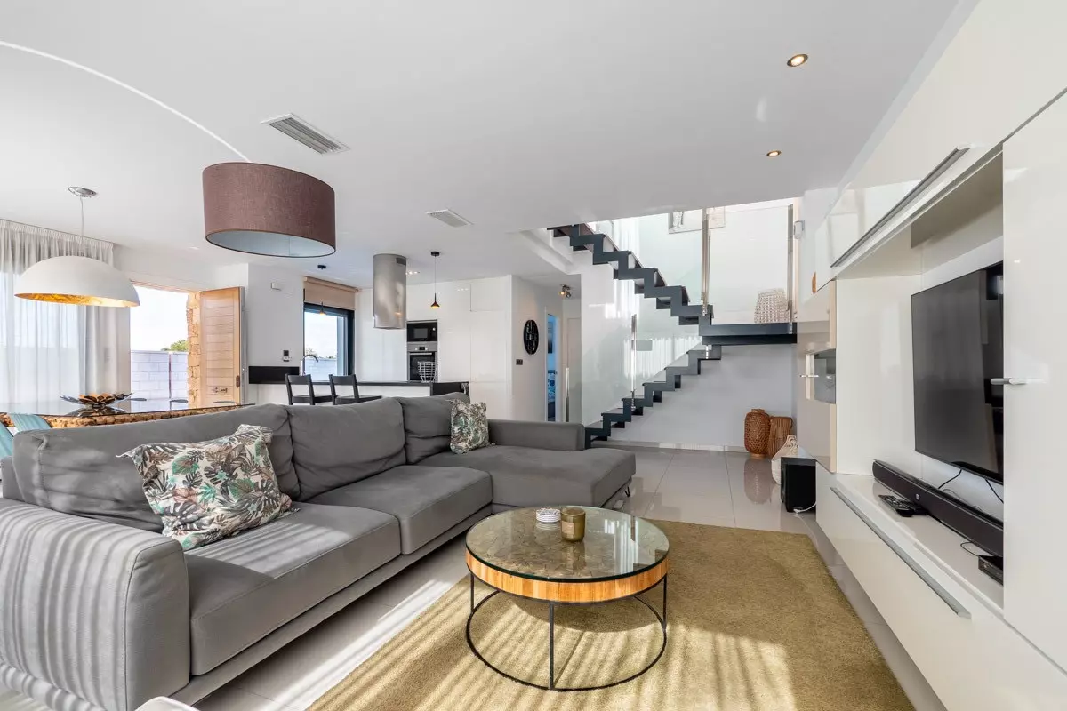 3-bedroom Villa In Ciudad Quesada, Spain (135 M²)
