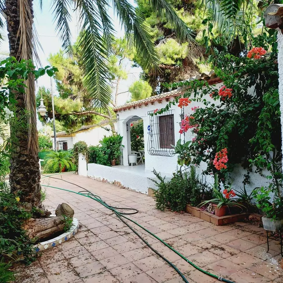 4-bedroom Villa In Orihuela Costa, Spain (110 M²)