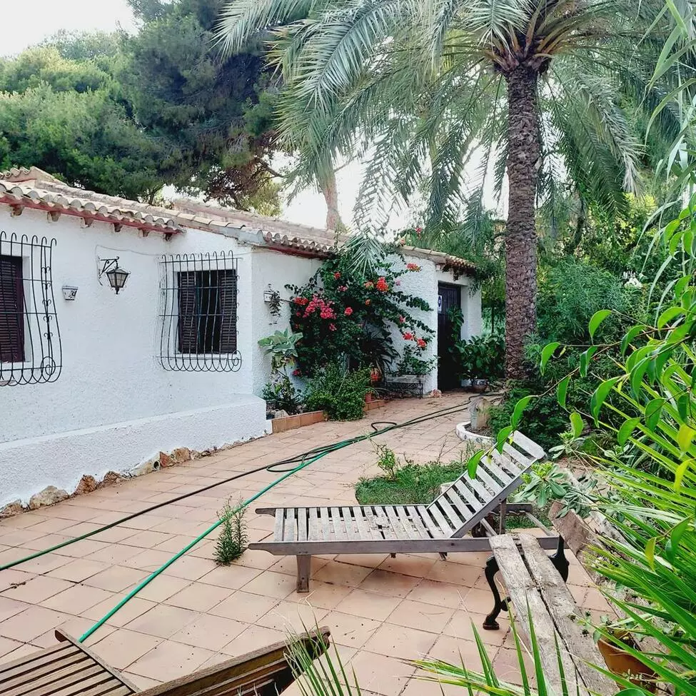 4-bedroom Villa In Orihuela Costa, Spain (110 M²)