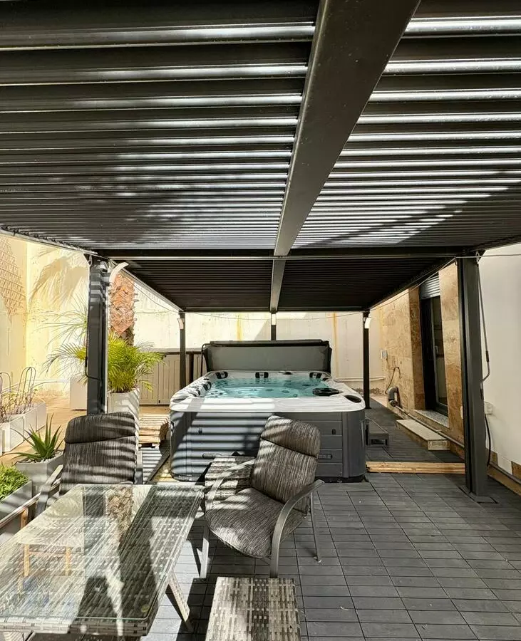 3-bedroom Villa In Rojales, Spain (225 M²)