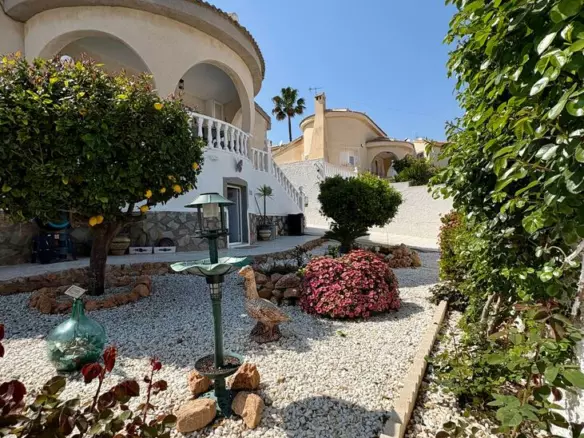 3-bedroom Villa In Rojales, Spain (146 M²)